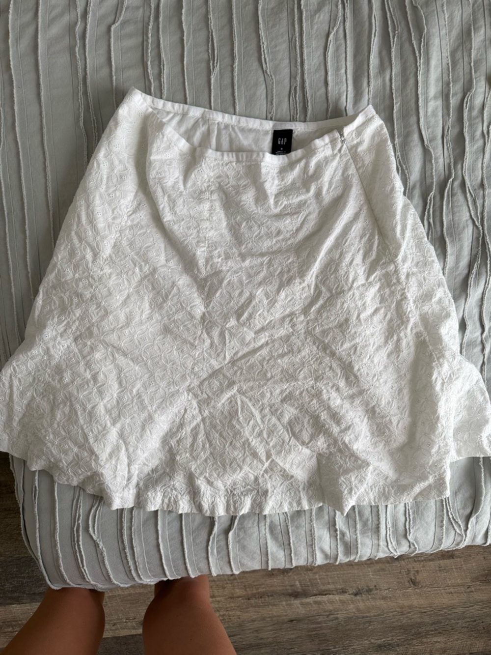 GAP White eyelet cotton Textured Flared Skirt